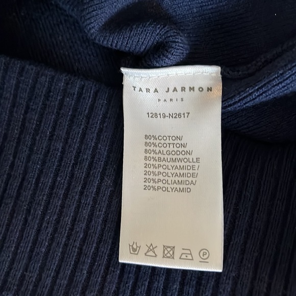 Tara Jarmon - mock neck sleeveless top - Picture 10 of 10